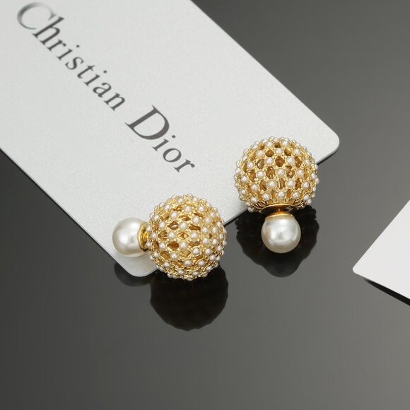 Dior Women's Earrings Accessories - Picture 3 of 5